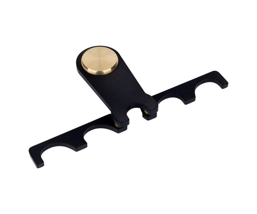 "Tiger Paw" Cue Holder 5 1 "Tiger Paw" Cue Holder 5